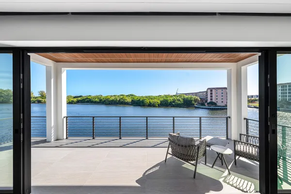 $175,000 | 2934 Northeast 8th Avenue, Boca Raton, FL 33431