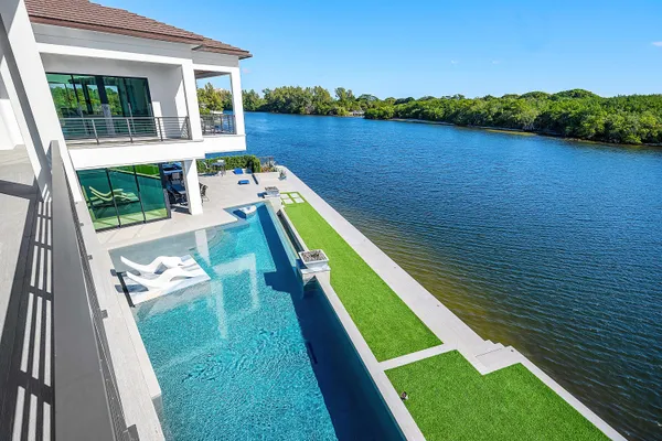$175,000 | 2934 Northeast 8th Avenue, Boca Raton, FL 33431