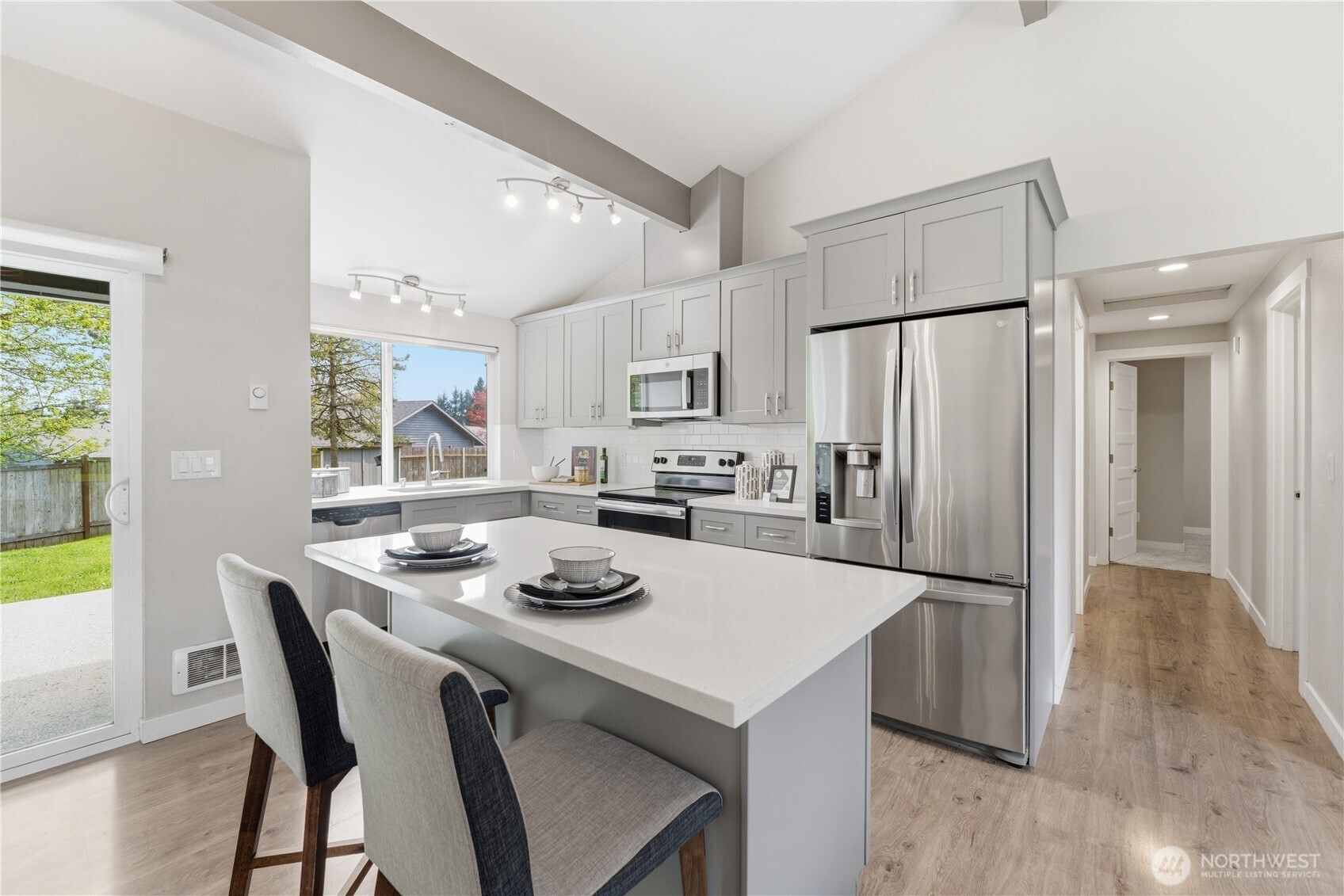 212 76th Place Southwest Everett, WA 98203 - Photo 7 of 33