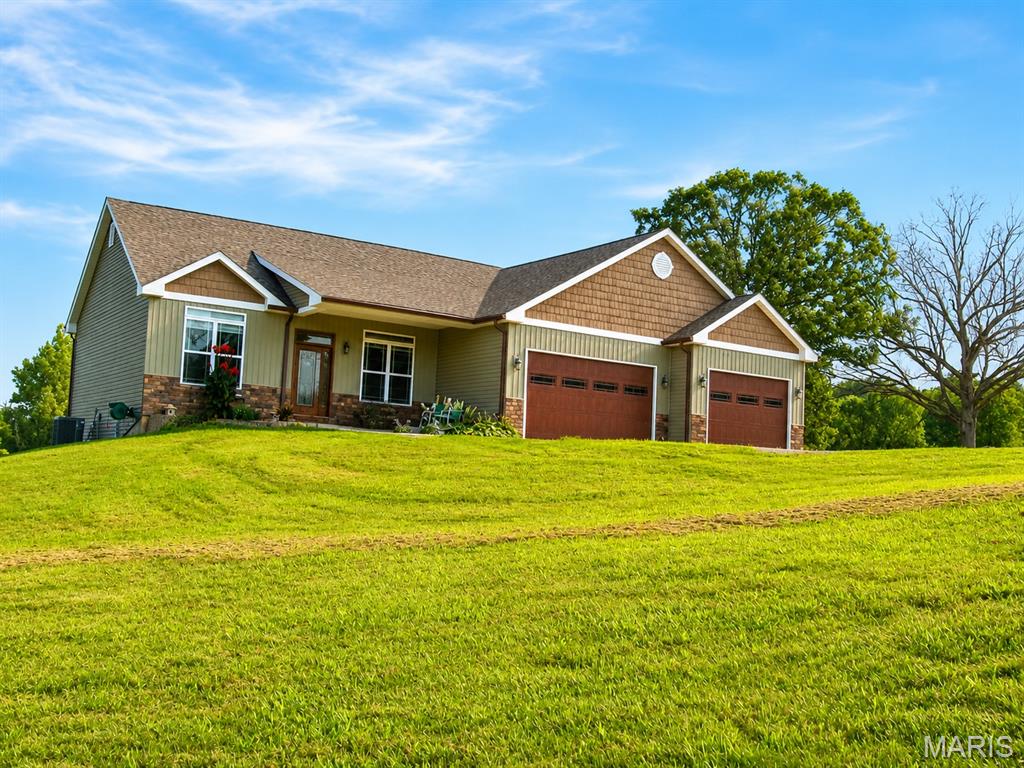 6779 Elmont Road Sullivan, MO 63080 - Photo 2 of 39