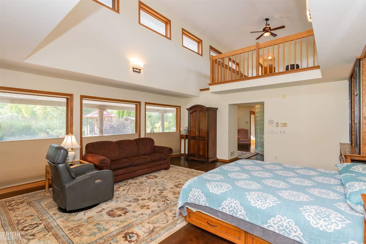 21750 Pratt Road Armada, MI 48005 - Photo 19 of 44 31397980-18.JPG