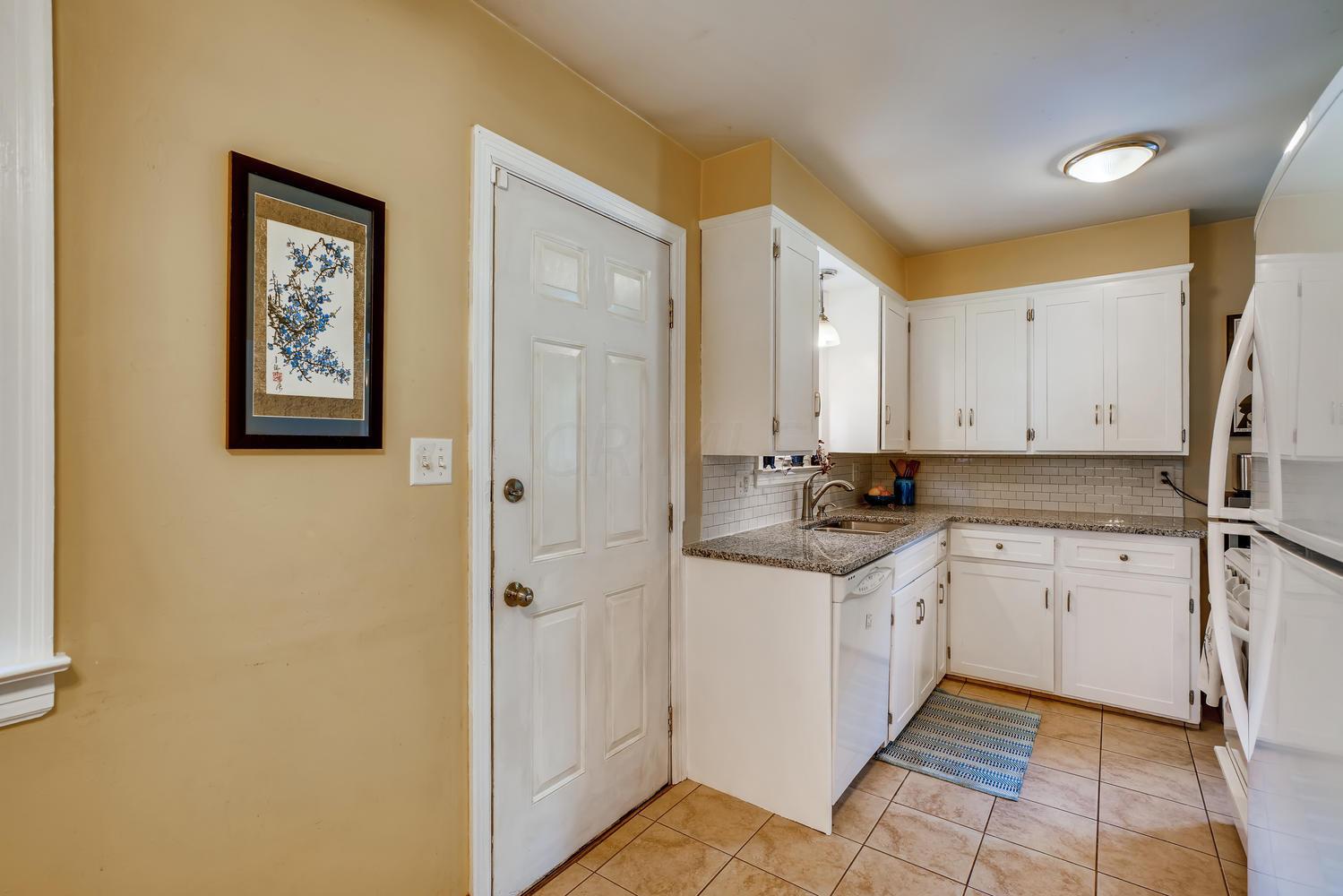 113 North Chesterfield Road Columbus, OH 43209 - Photo 8 of 26 Gallery Image 8