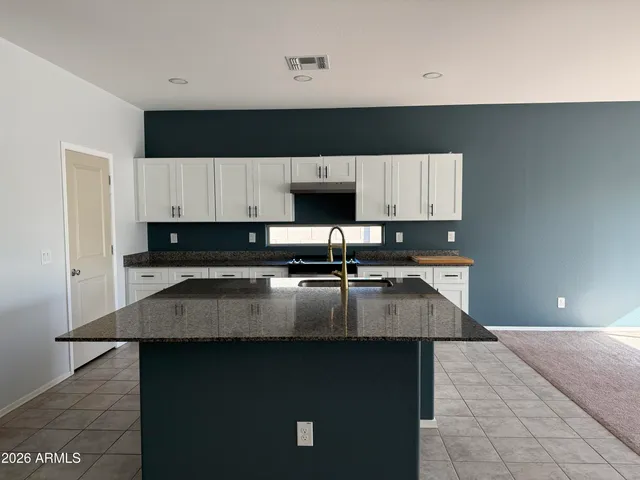 $1,800 | 1691 Inca Drive, Coolidge, AZ 85128