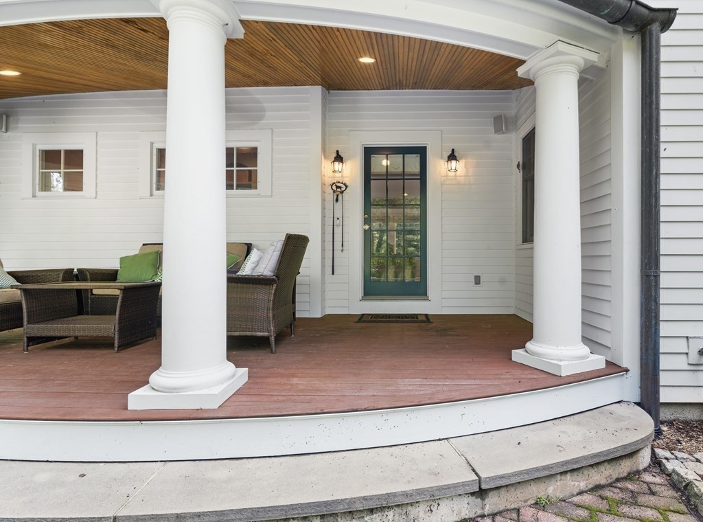 6 Ruddock Road Sudbury, MA 01776 - Photo 4 of 42 Gallery Image 4
