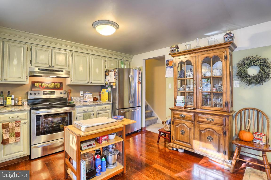 408 East Oregon Road Lancaster, PA 17601 - Photo 8 of 27 Gallery Image 8