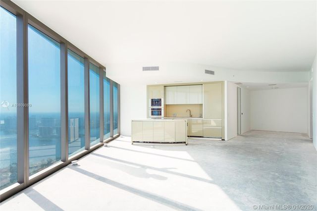$2,140,000 | 18975 Collins Avenue, Unit 4604, Sunny Isles Beach, FL 33160