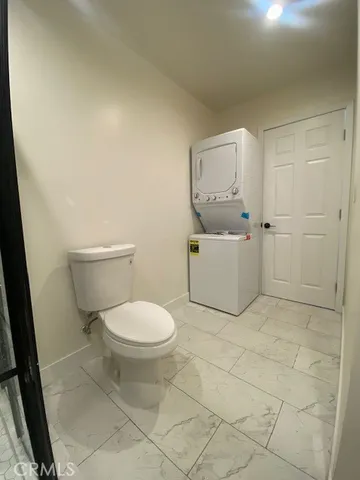 $2,100 | 7713 Woodhall Avenue, Canoga Park, CA 91304