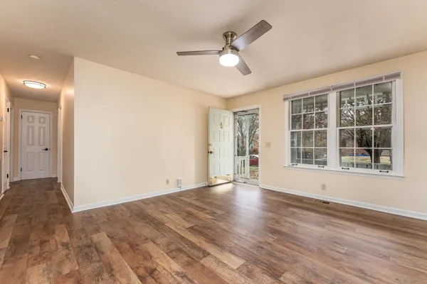 $2,000 | 164 Hillside Drive, Hendersonville, TN 37075