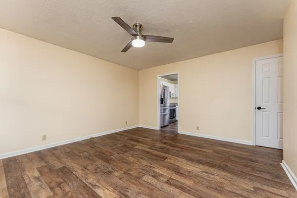 $2,000 | 164 Hillside Drive, Hendersonville, TN 37075