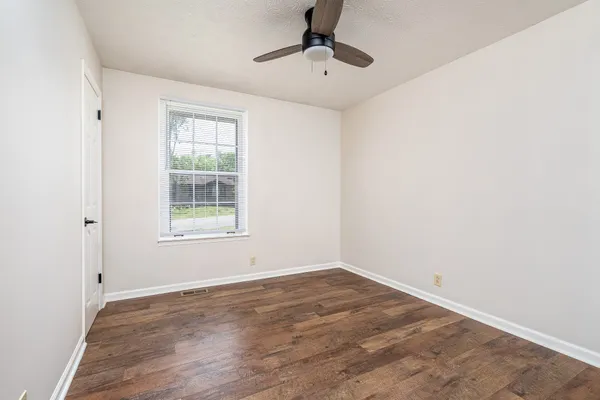 $2,000 | 164 Hillside Drive, Hendersonville, TN 37075