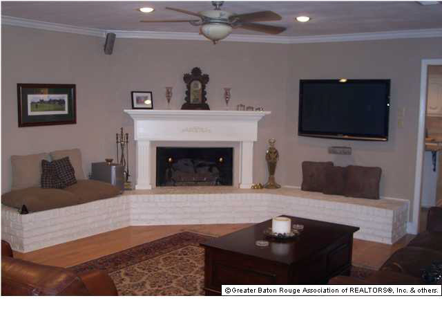 37236 Perkins Road Prairieville, LA 70769 - Photo 5 of 11 Gallery Image 5
