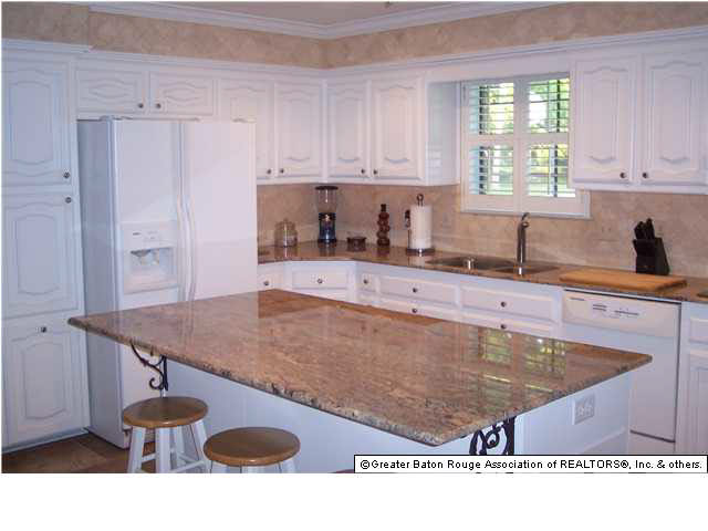 37236 Perkins Road Prairieville, LA 70769 - Photo 6 of 11 Gallery Image 6