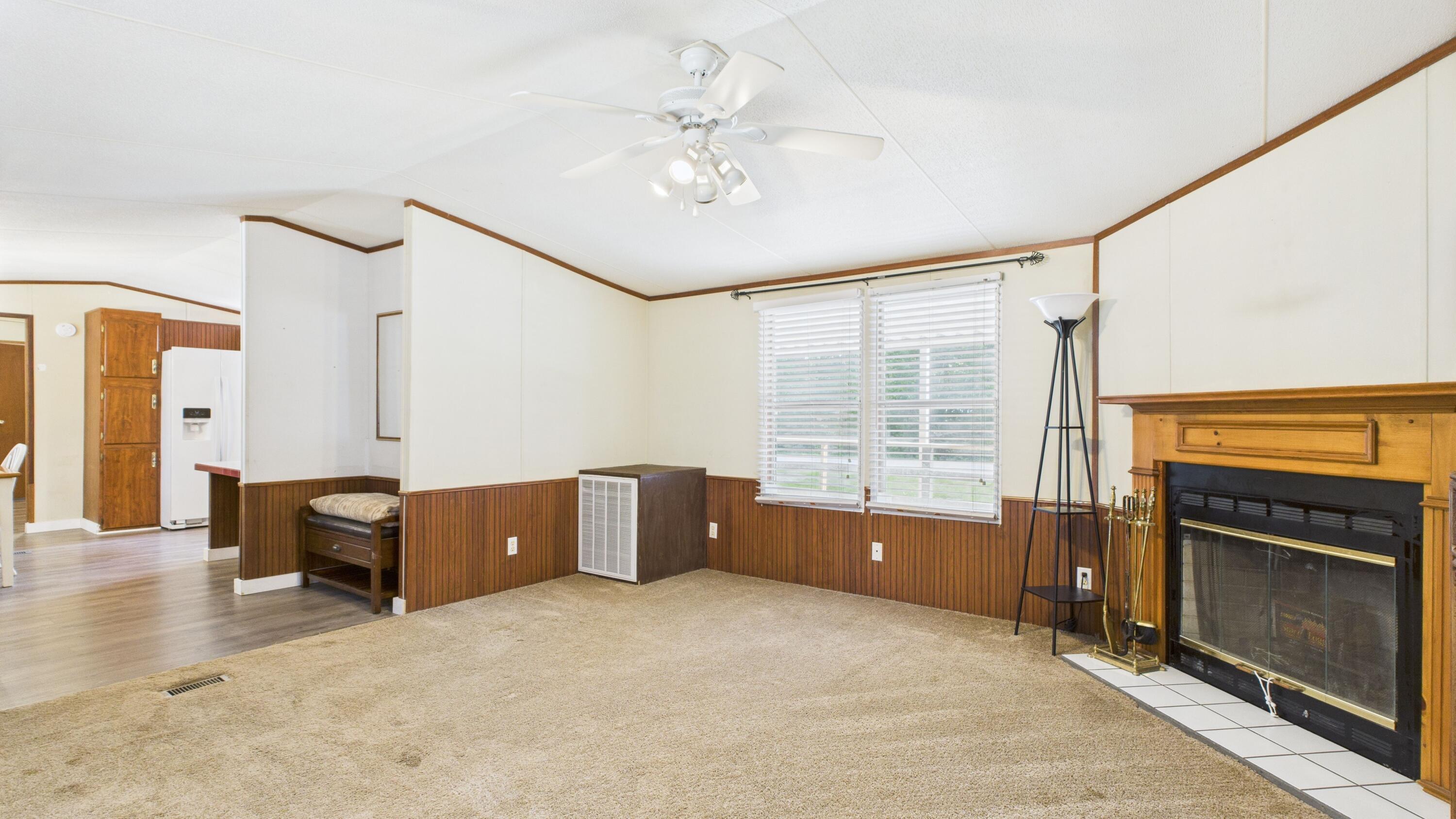 404 Butter Road Bonneau, SC 29431 - Photo 11 of 20 Large Living Room