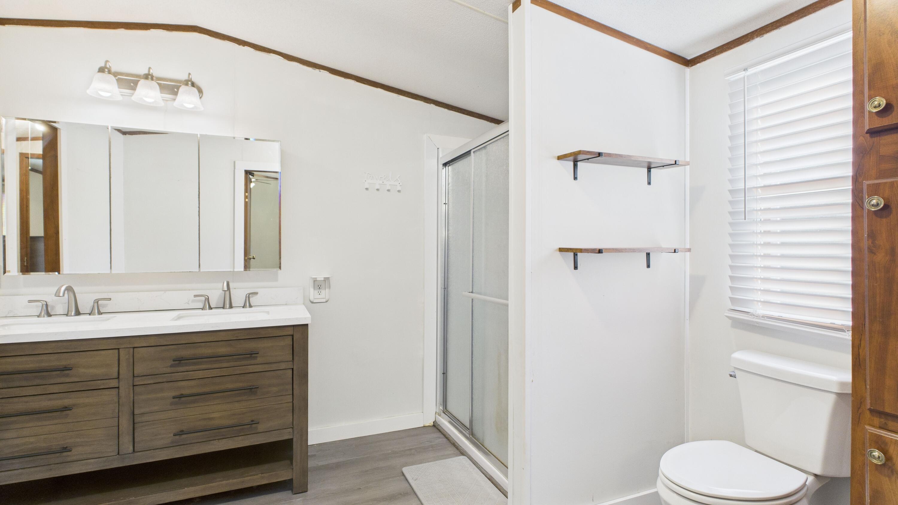404 Butter Road Bonneau, SC 29431 - Photo 10 of 20 Master Bathroom