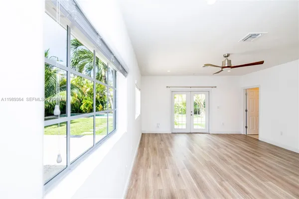 $3,690,000 | 4160 Bay Point Road, Miami, FL 33137