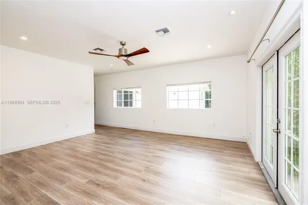 $3,690,000 | 4160 Bay Point Road, Miami, FL 33137