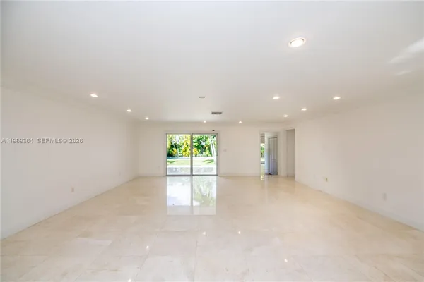 $3,690,000 | 4160 Bay Point Road, Miami, FL 33137