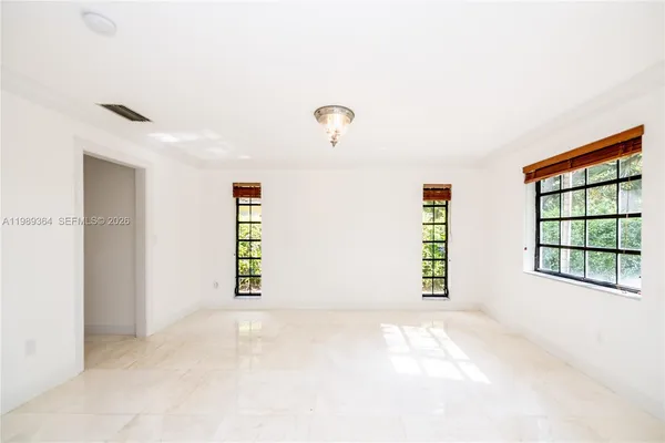 $3,690,000 | 4160 Bay Point Road, Miami, FL 33137