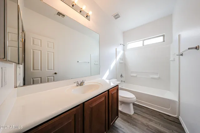 $2,300 | 5318 West Maldonado Road, Laveen, AZ 85339