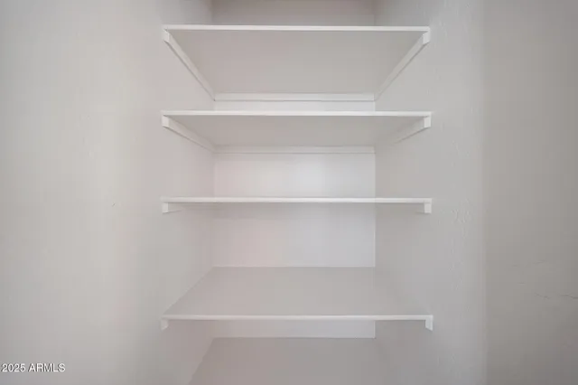 $2,300 | 5318 West Maldonado Road, Laveen, AZ 85339