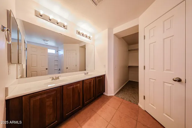 $2,300 | 5318 West Maldonado Road, Laveen, AZ 85339