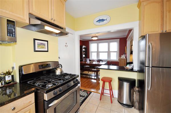 231 Freeman Street, Unit 6 Brookline, MA 02446 - Photo 11 of 19