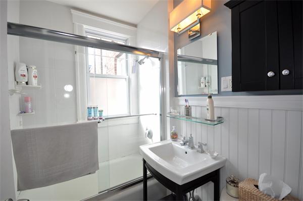 231 Freeman Street, Unit 6 Brookline, MA 02446 - Photo 13 of 19