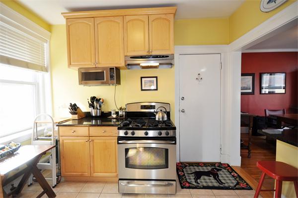 231 Freeman Street, Unit 6 Brookline, MA 02446 - Photo 10 of 19