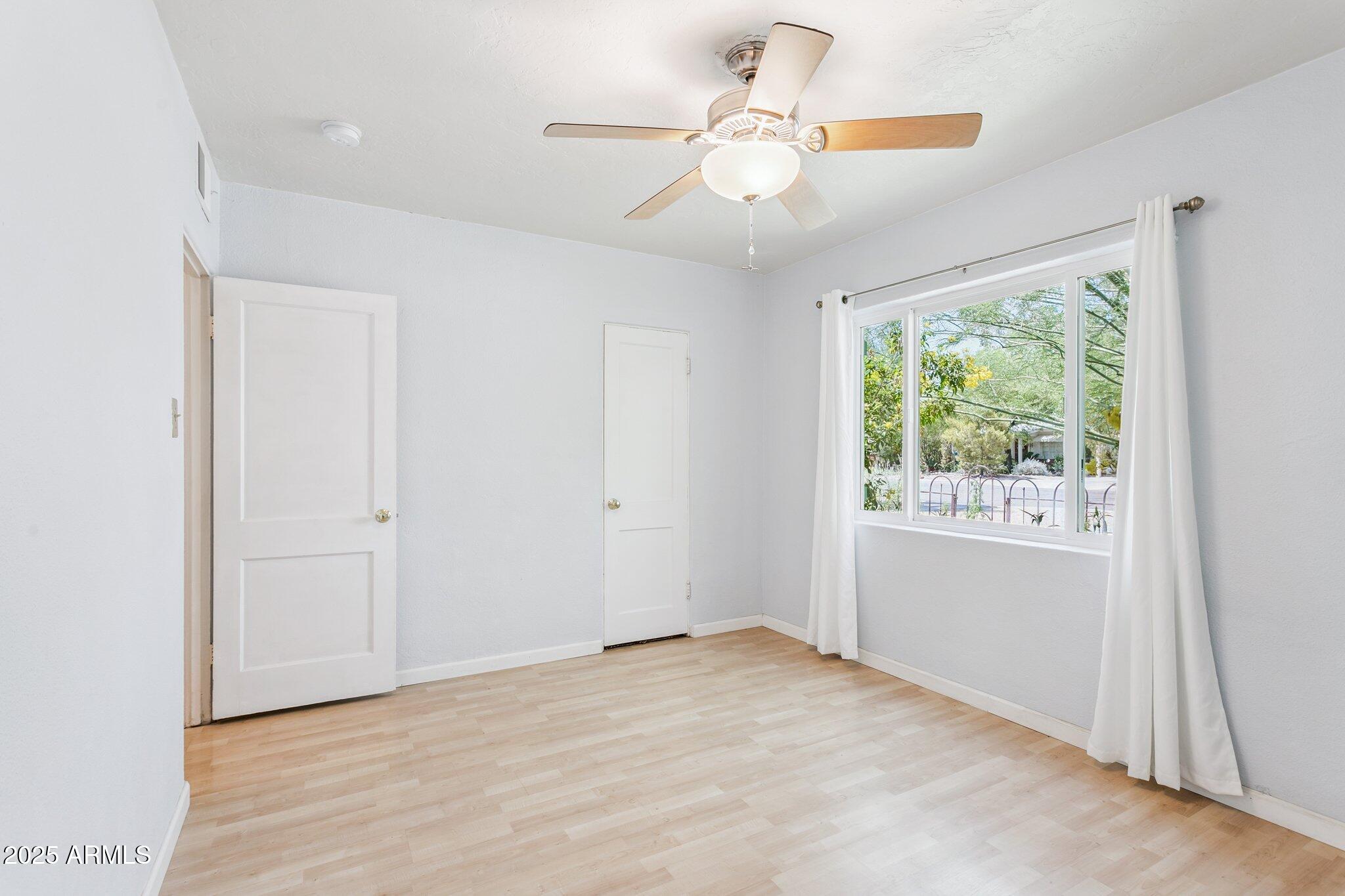 2921 East Cheery Lynn Road Phoenix, AZ 85016 - Photo 17 of 34 Bedroom 2