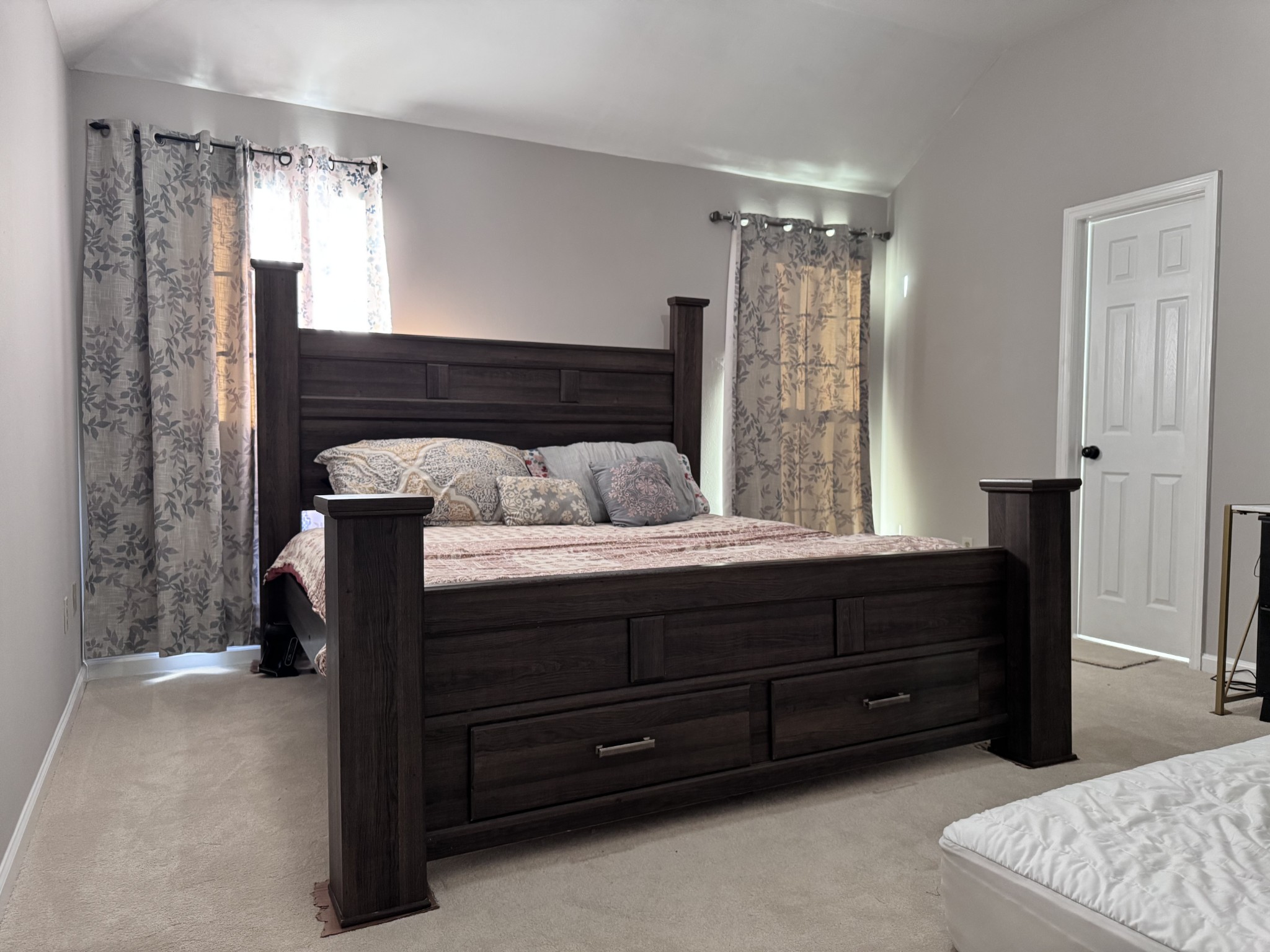 589 Hollandale Road La Vergne, TN 37086 - Photo 9 of 27 a bedroom with a bed and a mirror