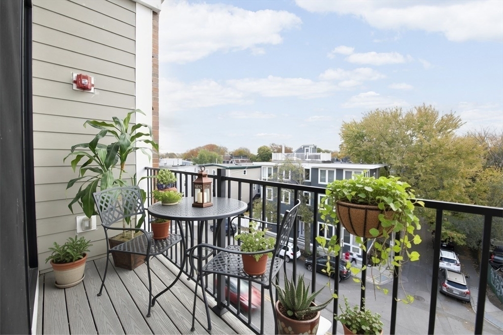 33-39 Ward Street Boston, MA 02127 - Photo 5 of 27