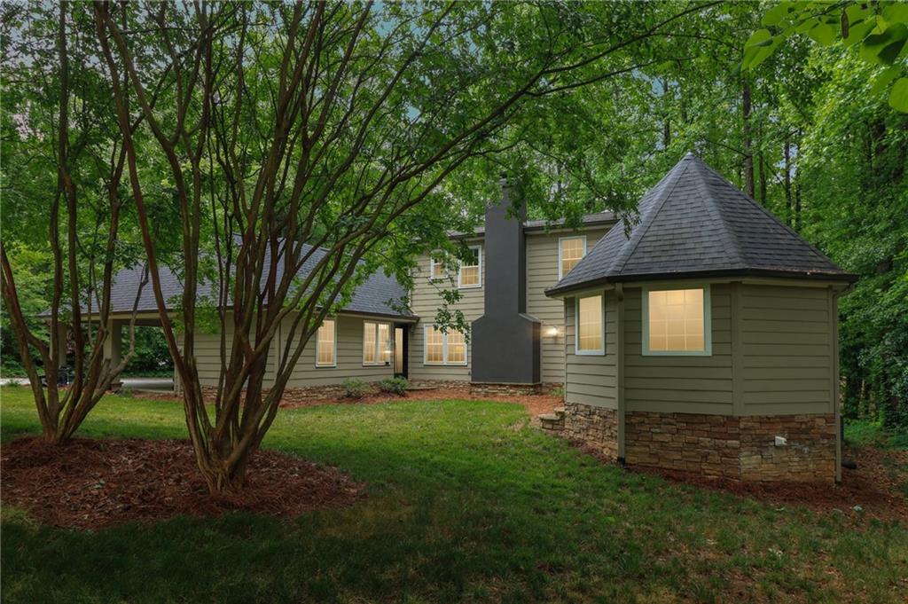 214 Newport Road Southwest Lilburn, GA 30047 - Photo 6 of 82