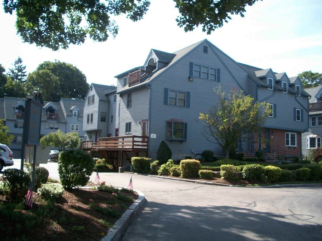 35 Merrymount Road, Unit 14 Quincy, MA 02169 - Photo 1 of 24 Gallery Image 1