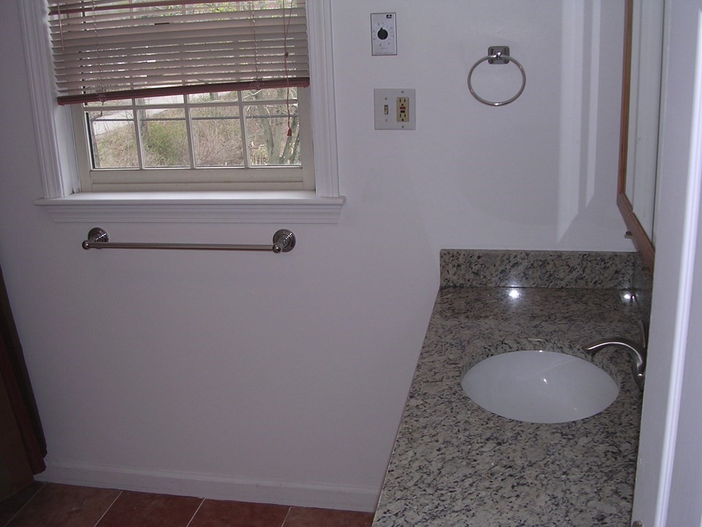 35 Merrymount Road, Unit 14 Quincy, MA 02169 - Photo 18 of 24 Gallery Image 18