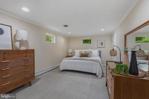 $895,000 | 12006 Wayland Street, Oakton, VA 22124