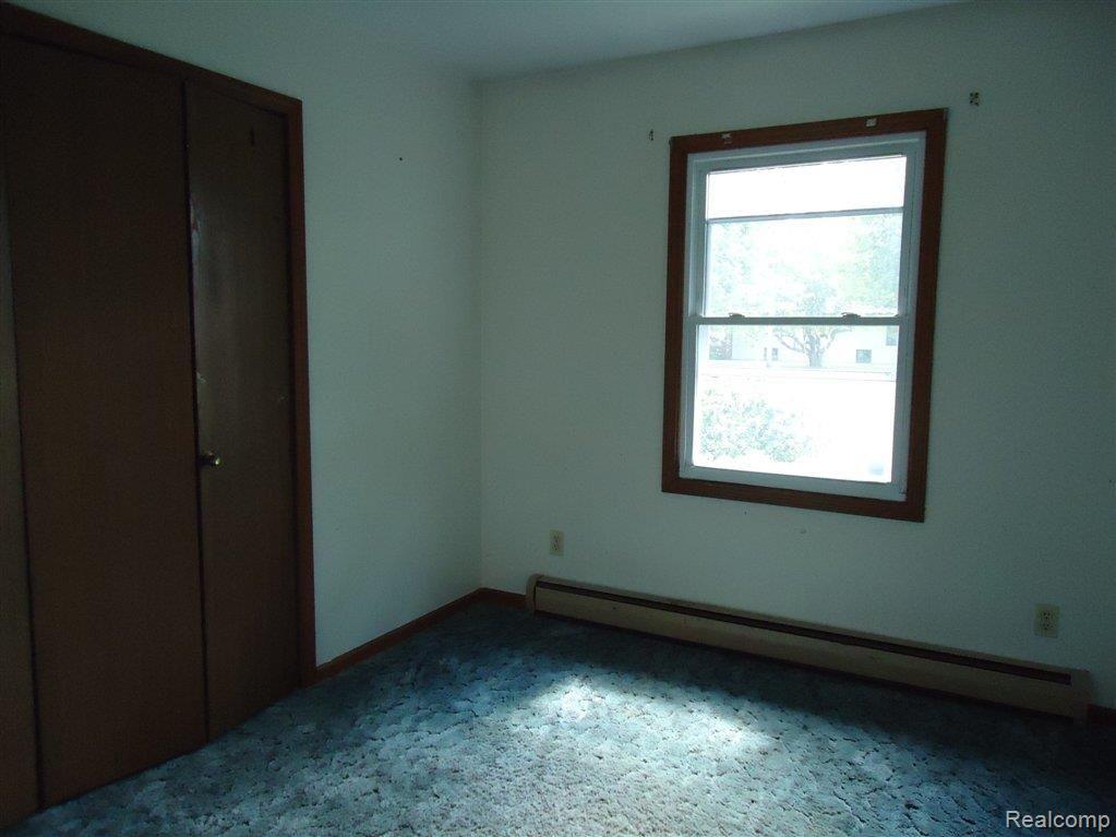 9145 Minx Road Temperance, MI 48182 - Photo 9 of 14 Bedroom 3.jpg