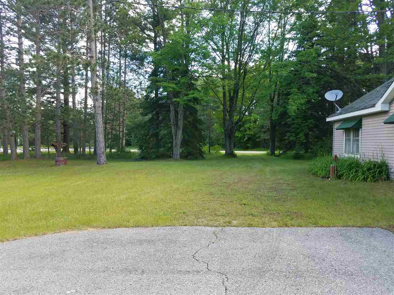 8227 South 27 Road Cadillac, MI 49601 - Photo 7 of 16 1834387-6.JPG