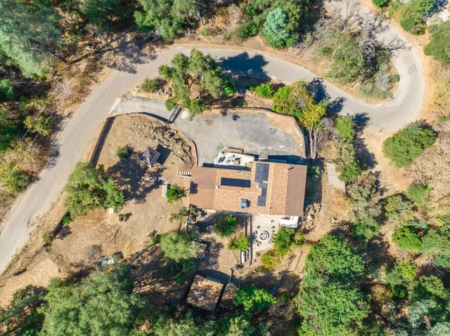 $625,000 | 50689 Critter Creek Lane, Oakhurst, CA 93644