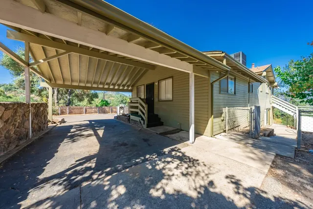 $625,000 | 50689 Critter Creek Lane, Oakhurst, CA 93644