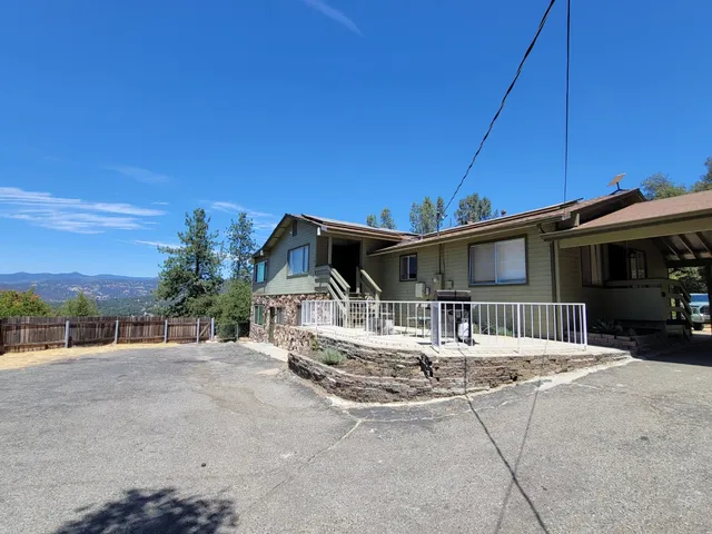 $625,000 | 50689 Critter Creek Lane, Oakhurst, CA 93644