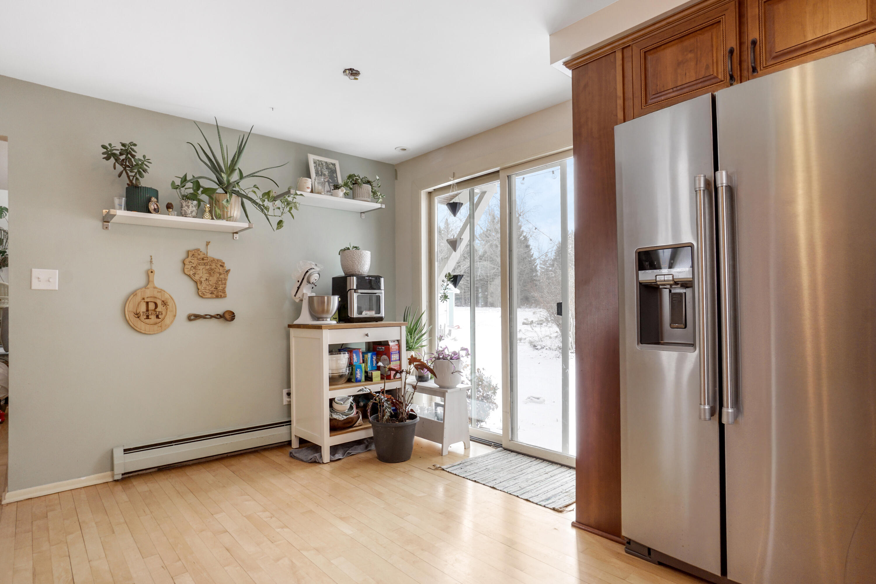 1523 West Liebau Road Mequon, WI 53092 - Photo 12 of 32 Kitchen