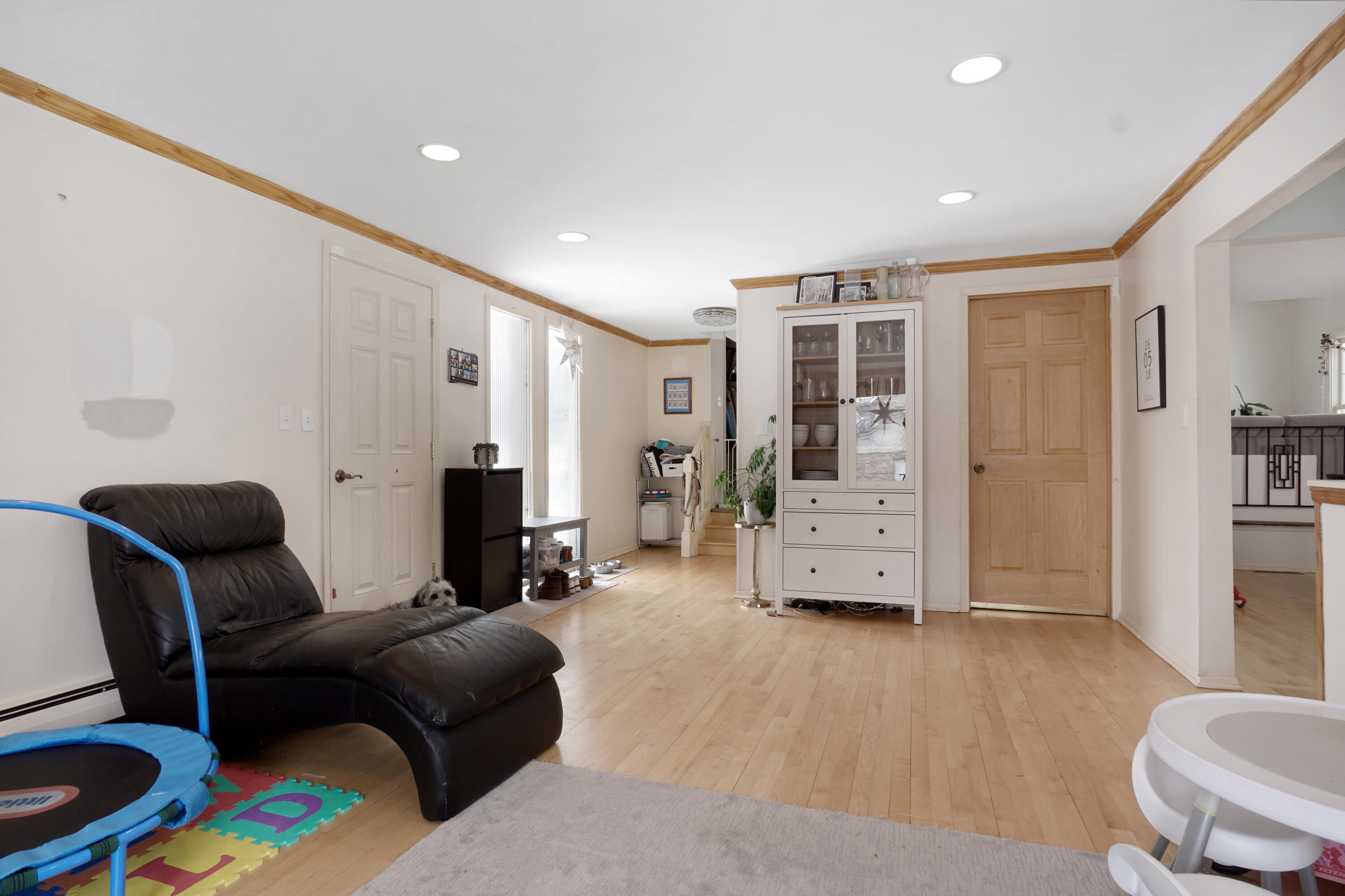 1523 West Liebau Road Mequon, WI 53092 - Photo 15 of 32 Family Room