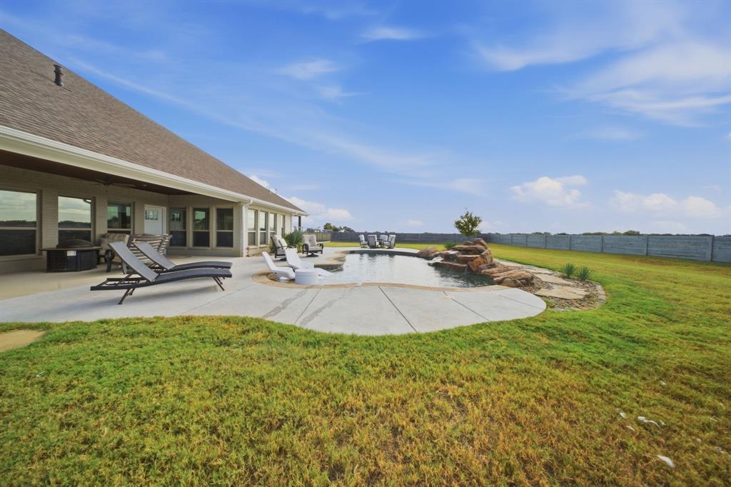 568 Watson Road Whitesboro, TX 76273 - Photo 34 of 40 Gallery Image 34