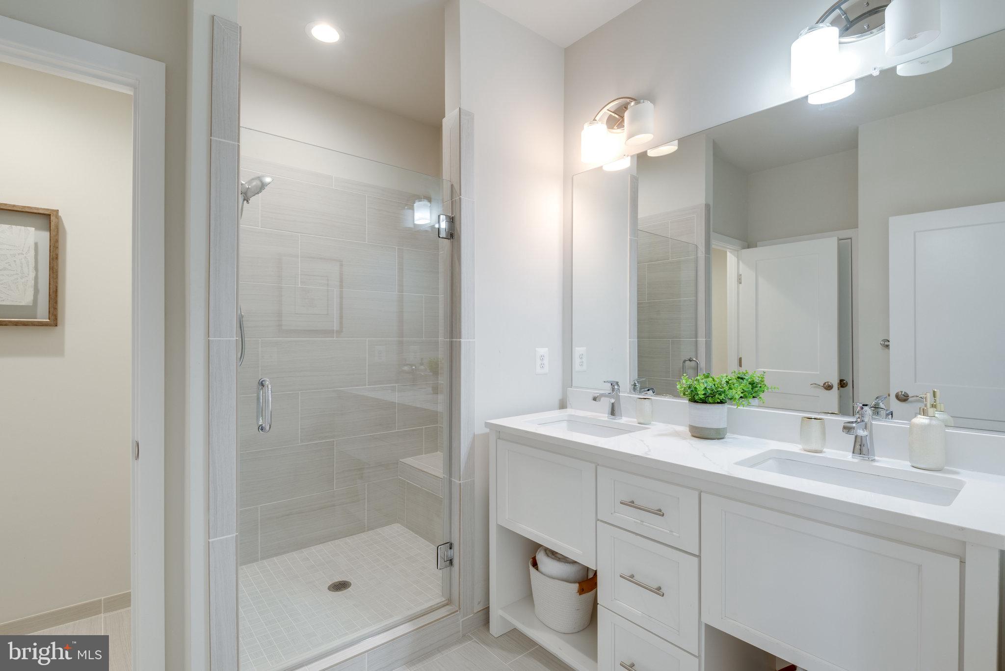 1961 Roland Clarke Place Reston, VA 20191 - Photo 26 of 50 PRIMARY BATH