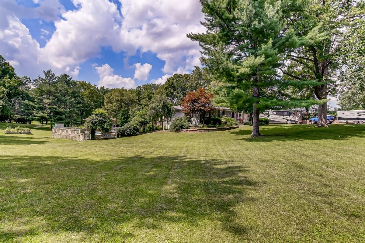 7735 Village Center Road Sherman, IL 62684 - Photo 14 of 48 Gallery Image 14