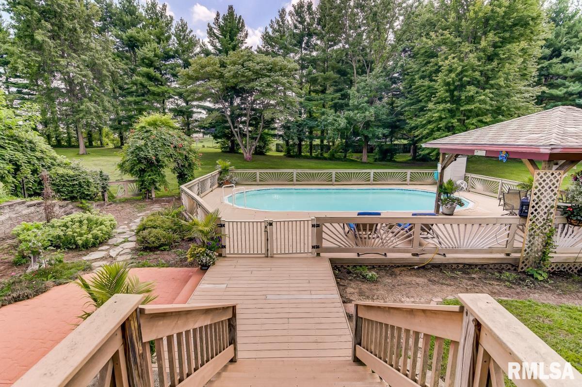 7735 Village Center Road Sherman, IL 62684 - Photo 9 of 48 Gallery Image 9