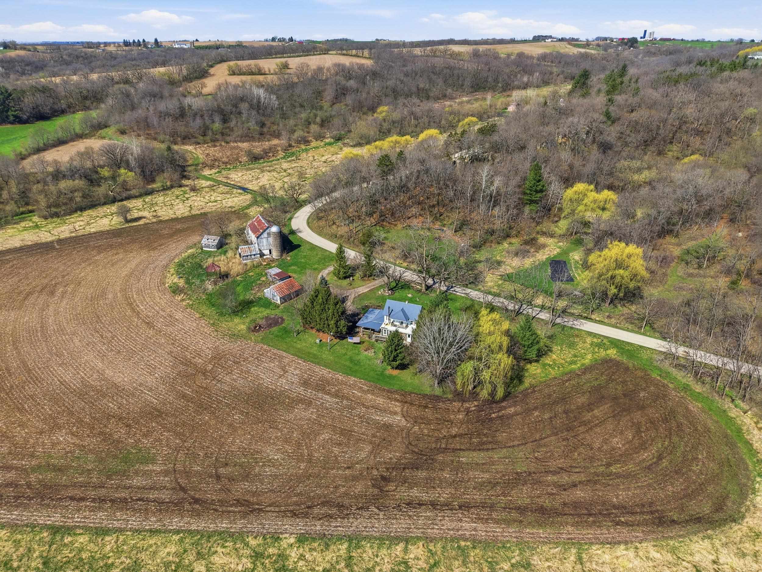 W8419 Meadow Brook Road Argyle, WI 53504 - Photo 4 of 68