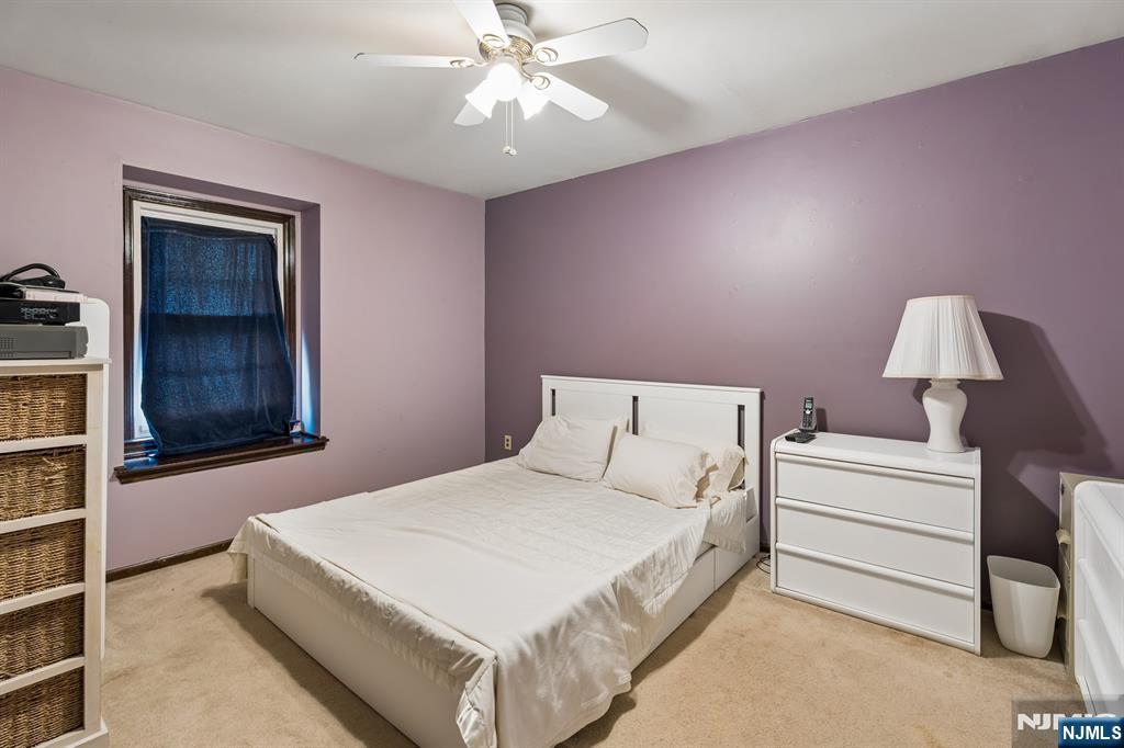 39 Robin Hood Way Wayne, NJ 07470 - Photo 19 of 36