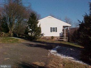 421 Weaver Road Strasburg, PA 17579 - Photo 3 of 4 Gallery Image 3