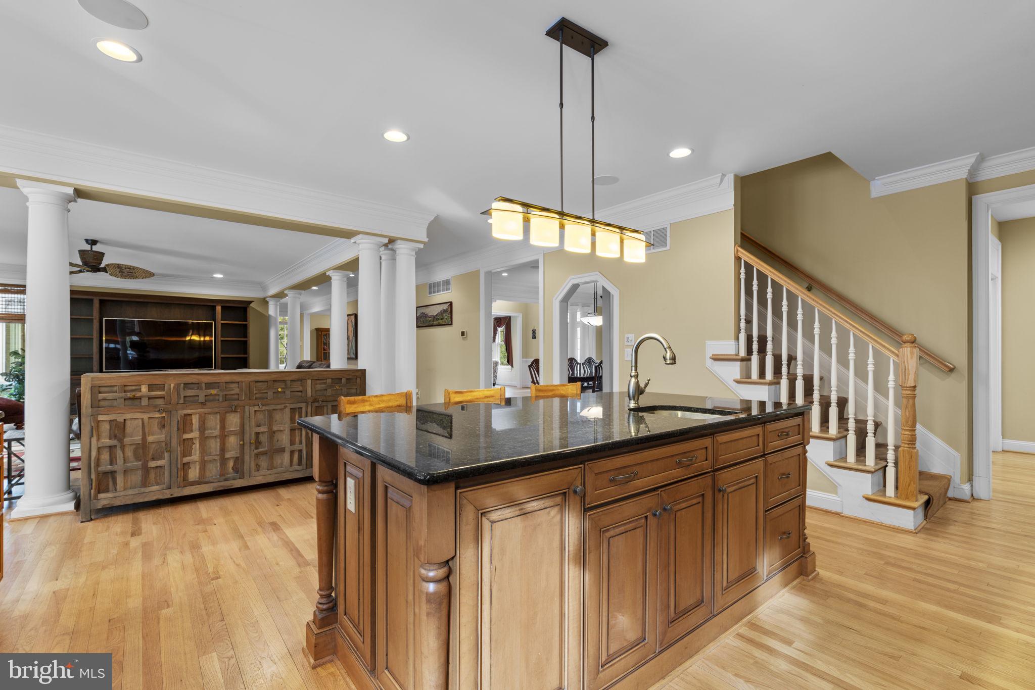 370 Eagle Hill Road Pasadena, MD 21122 - Photo 17 of 118 Kithcen